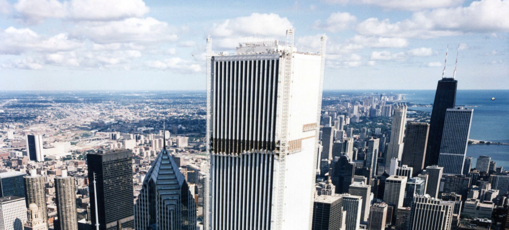 Aon Center, Buildings of Chicago