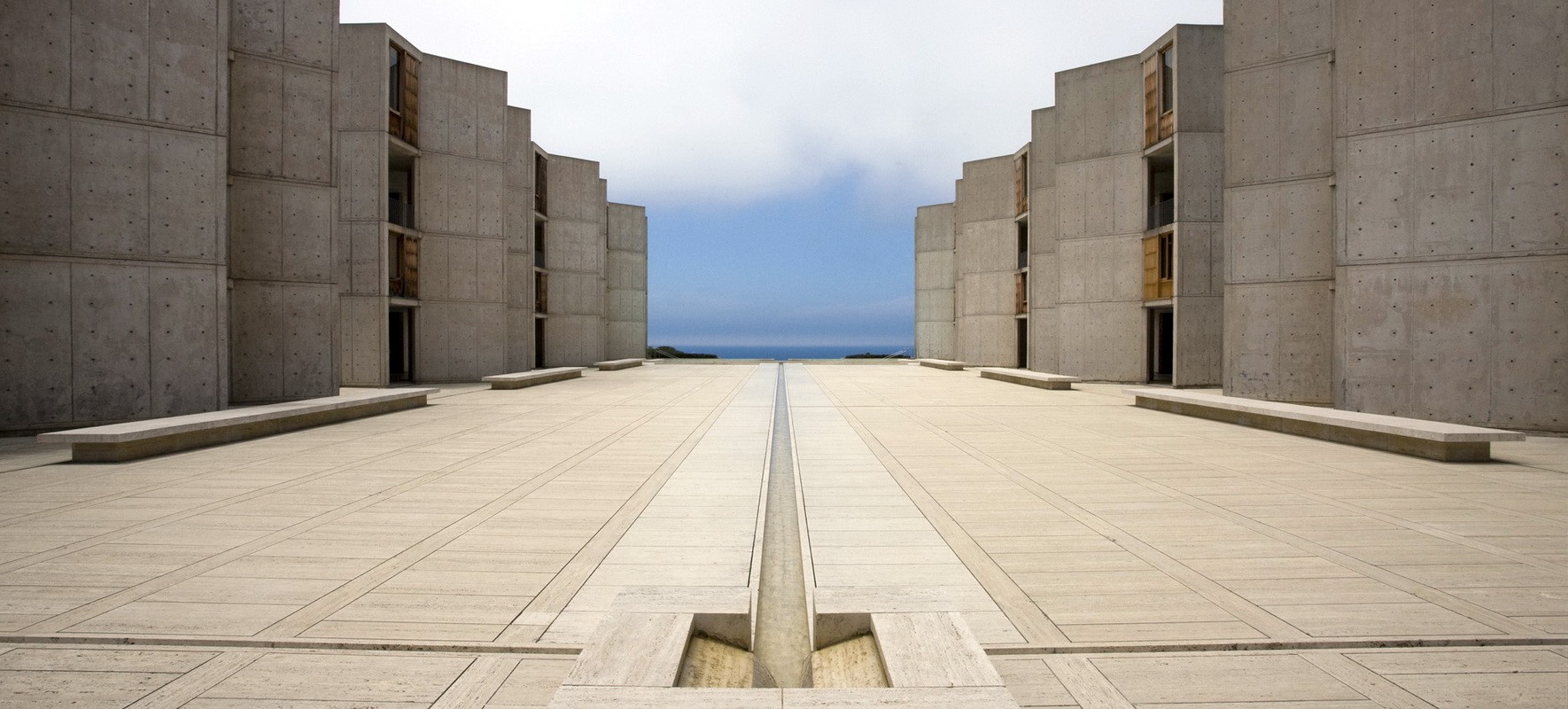 The Restoration of Louis Kahn's World-Famous Salk Institute in La Jolla  Must Be Seen to Be Believed