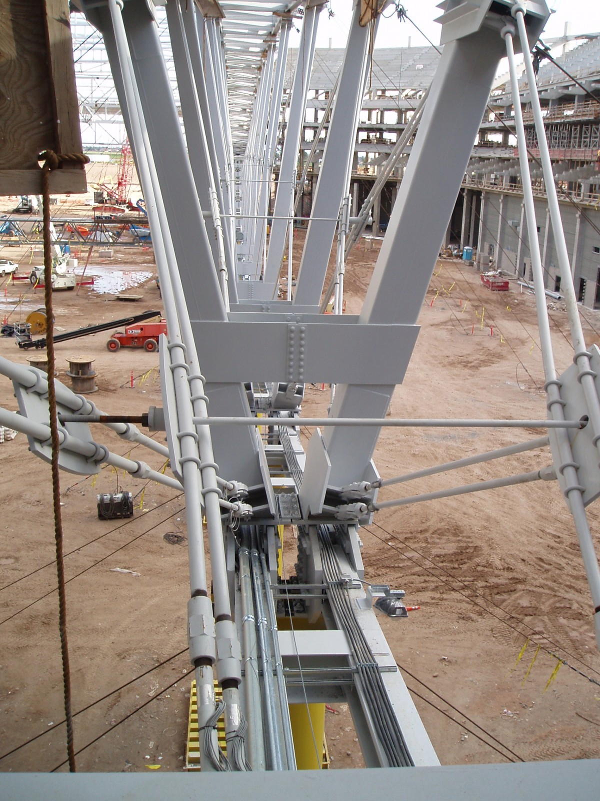 Cardinals Stadium Roof Lift | Glendale, AZ | WJE1200 x 1600